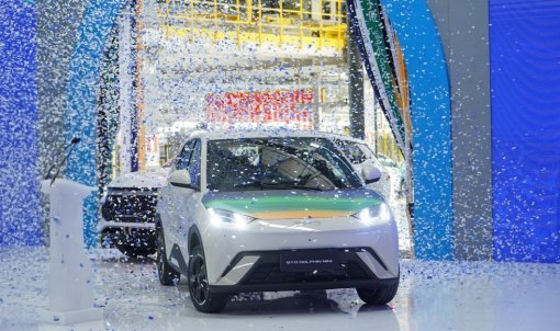 BYD alcança marco de vendas com o BYD Dolphin Mini no Brasil
