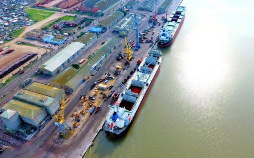 Pelo 3º mês consecutivo, portos brasileiros batem recorde