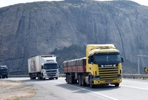 Postos nas rodovias terão unidades de saúde para caminhoneiros