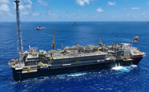 Guerra no Oriente pode elevar exportação de combustível do Brasil