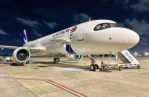 Latam e CDB Aviation firmam contrato de leasing
