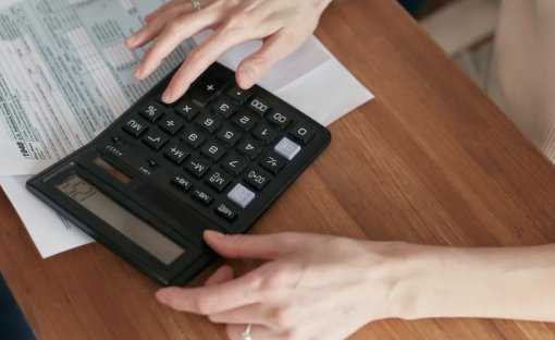 Inflação acelera e sobe 0,70% em fevereiro