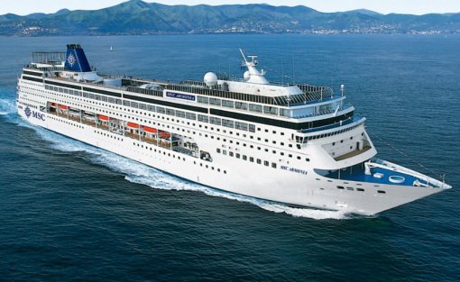 MSC Armonia se despede do Brasil com escala no Porto de Santos