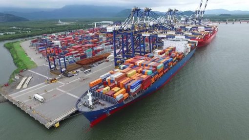 DP World realizará dragagem de manutenção no terminal em Santos