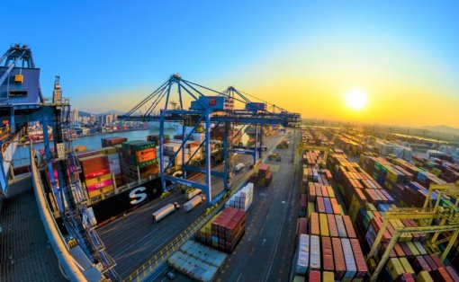 Portonave investe mais de R$ 2 bi em infraestrutura e pessoas