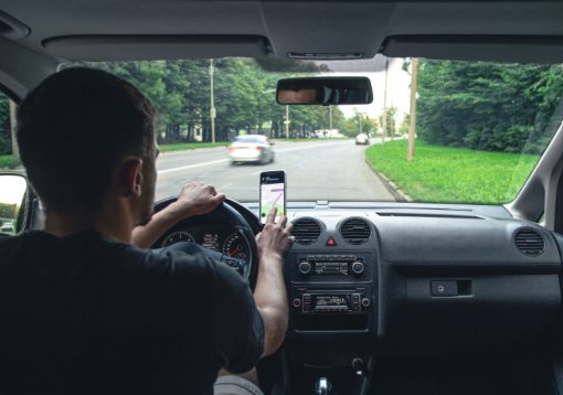 Governo cria programa de crédito para motoristas de app e taxista