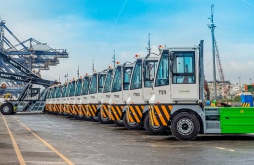 DP World recebe novos equipamentos elétricos no Porto de Santos