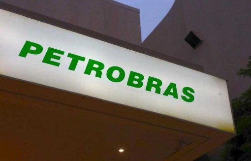 Petrobras reduz preço do querosene de aviação