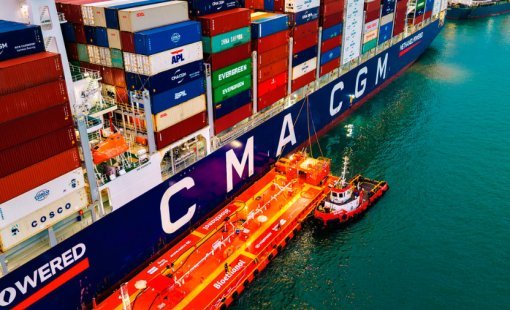 Porto de Santos tem operação inédita de abastecimento com etanol