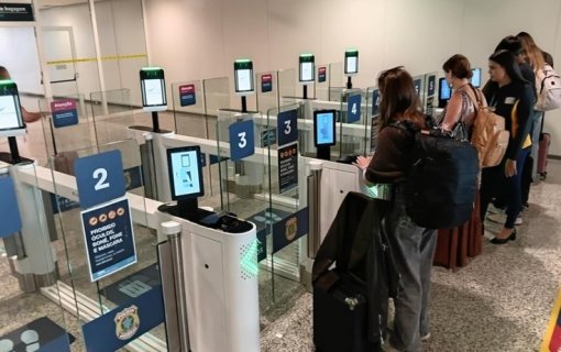 Viracopos ganha portões biométricos no controle de imigração