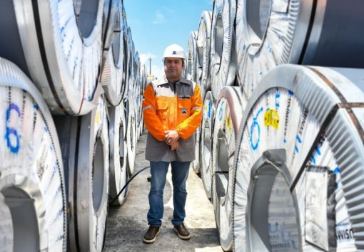 Recorde: Porto do Recife movimenta 2.257 bobinas de aço