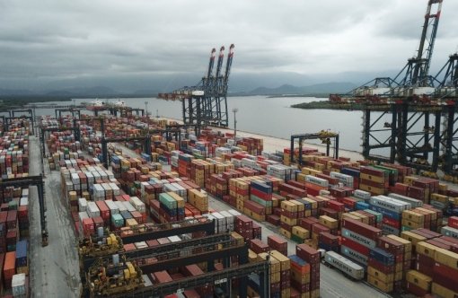 Brasil deve voltar ao top 8 das maiores economias do mundo